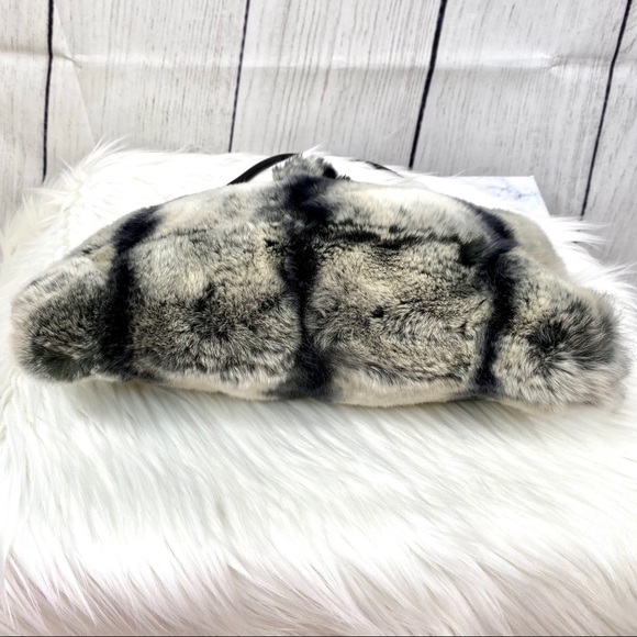 P A O L A by P D L : Fur & Italian Leather Handbag - Picture 8 of 8